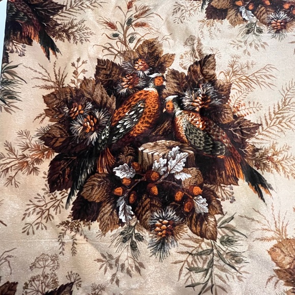 Vintage brown tasseled velour pheasant oval table cloth. So retro! - Picture 3 of 7